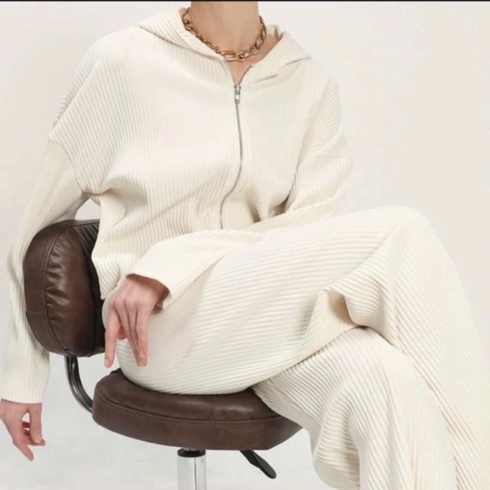 Storets cream ribbed stretch zip hood 2pc lounge set